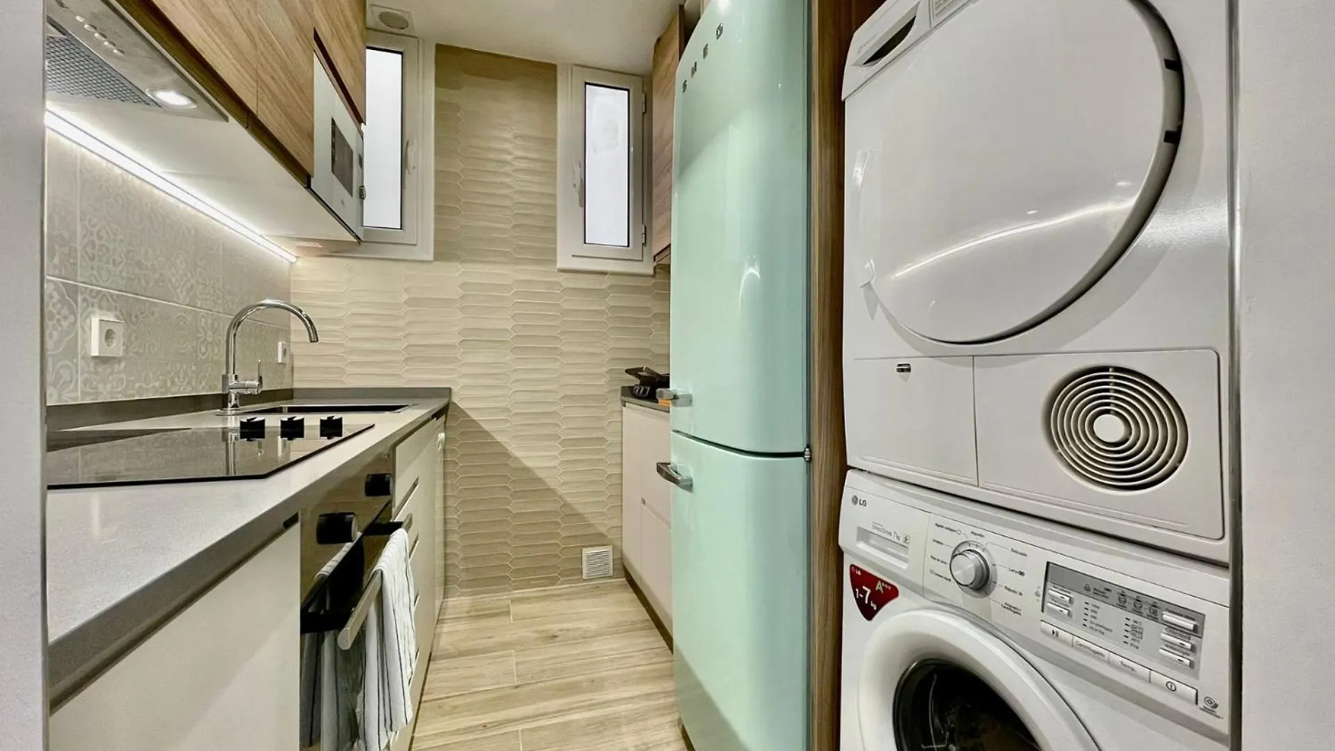 Barcelonaforrent The Gaudi Suites 0*, Barcelona Španělsko