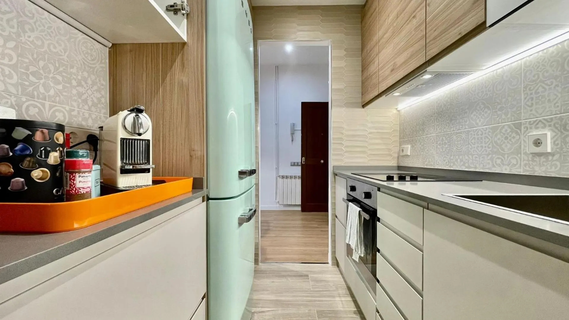 Apartment Barcelonaforrent The Gaudi Suites Spain